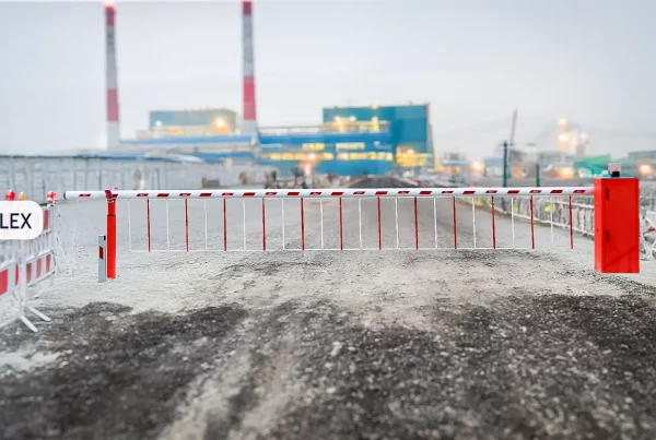 Enhancing Access Control at An Industrial Plant with Nice Wide L Boom Gate Barrier