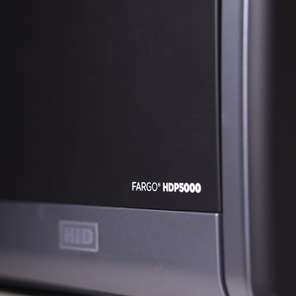 hid-fargo-hdp5000-id-card-printer-inside